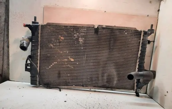 Coolant radiator