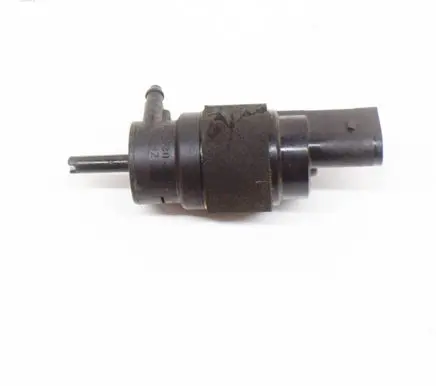 Audi A4 S4 B9 8W Windscreen/windshield washer pump 8K5955647