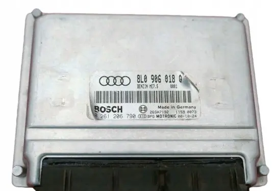 Audi TT Mk1 Engine control unit/module 8L0906018Q