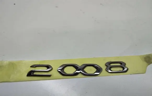 Manufacturer badge logo/emblem
