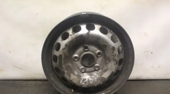 Volkswagen Caddy R15 steel rim 
