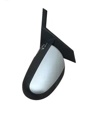 Mitsubishi Colt Front door electric wing mirror 7632A163
