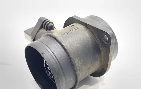 Volkswagen Golf IV Mass air flow meter 0281002757