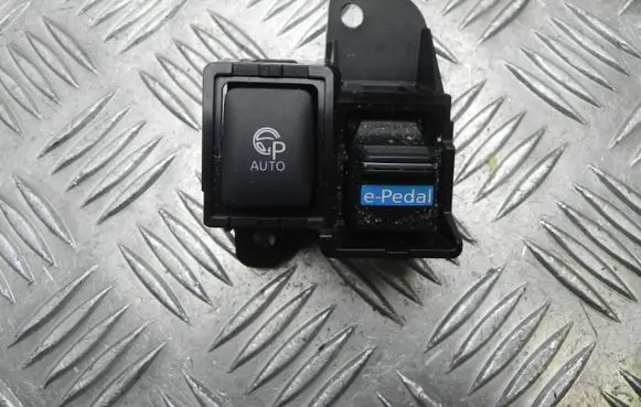 Nissan Leaf II (ZE1) Other switches/knobs/shifts 969TK5SH0A T7912