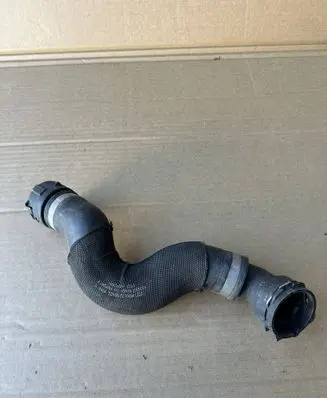 Audi Q7 4M Engine coolant pipe/hose 4M0122101CL
