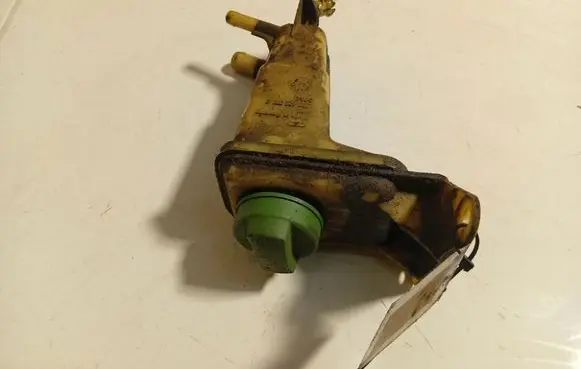 Audi A6 S6 C5 4B Power steering fluid tank/reservoir 8D0422373C
