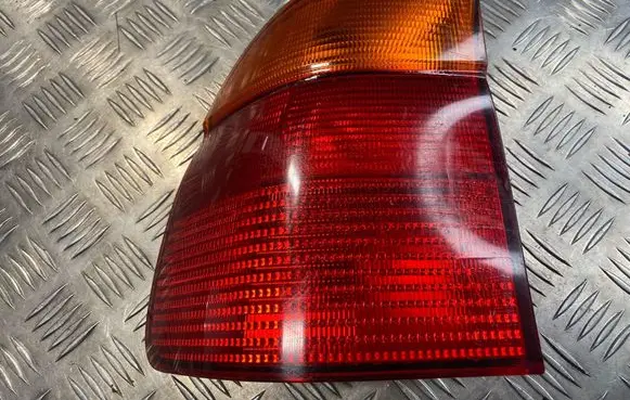 BMW 5 E39 Rear/tail lights 8361671 8371327 301239
