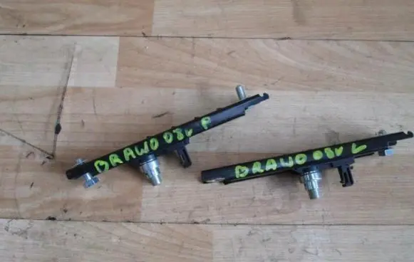 Fiat Bravo Seat belt adjustment rail 