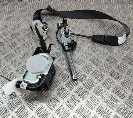 Honda CR-V Front seatbelt 814503B4E02ZA
