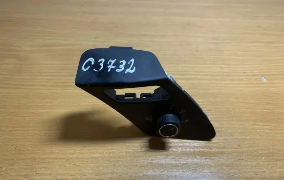 Volkswagen Golf VII Other switches/knobs/shifts 5G0959565 C3732