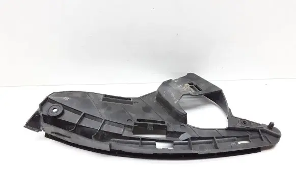 Volvo XC60 Front bumper mounting bracket 30763433