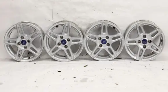 Ford Fiesta R20 alloy rim 