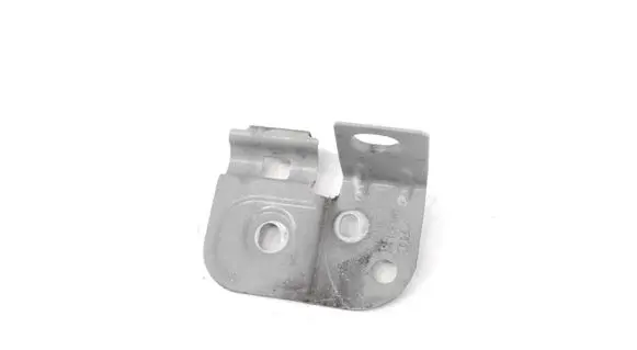 Audi Q7 4M Fender mounting bracket 4M0821167