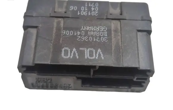 Volvo S40 Seat heating relay 30710362 041006 201901
