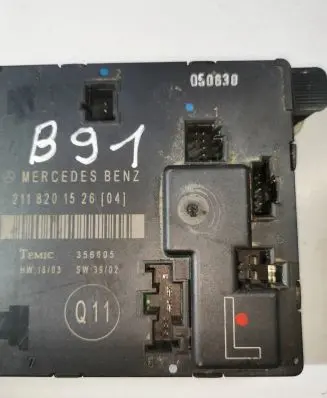 Mercedes-Benz E W211 Door control unit/module 2118201526 356805