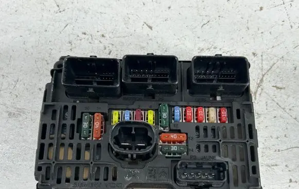 Citroen C5 BSM Control unit S118983011C 9661682980