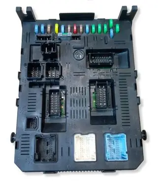 Citroen C4 I Picasso Fuse box set 9663510180 NE70158