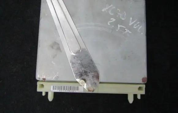 Volvo S70 V70 V70 XC Engine control unit/module p09459755 1tud000808