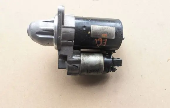 BMW 5 E60 E61 Starter motor 0986021500