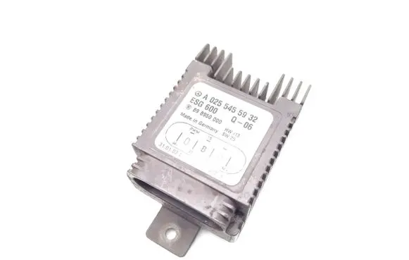 Mercedes-Benz SLK R170 Coolant fan relay A0255455932 898950000
