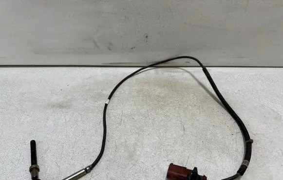 Volkswagen Crafter Exhaust gas temperature sensor 03L906088DM
