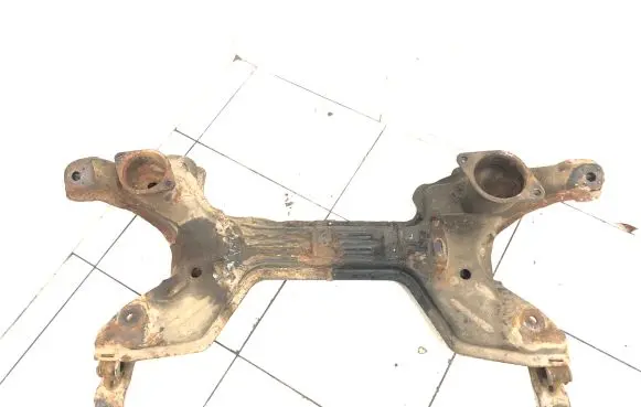 Volkswagen PASSAT B4 Front subframe