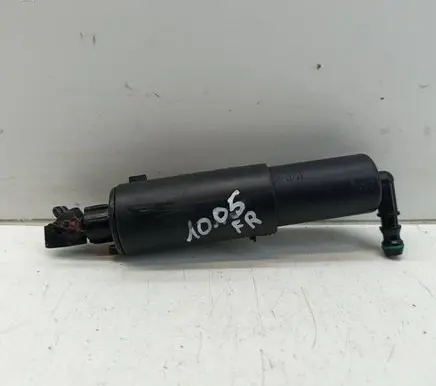 BMW X5 E70 Headlight washer spray nozzle 7173852