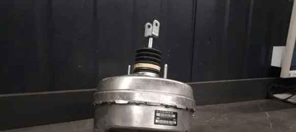 Mercedes-Benz C AMG W202 Brake booster A2134300230