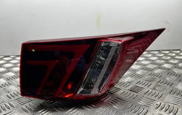 Rear/tail lights