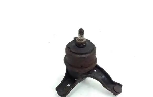 Toyota Camry Engine mount bracket