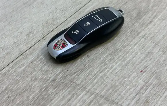 Porsche Cayenne (92A) Ignition key/card 7PP959753BL