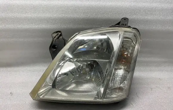 Opel Meriva A Headlight/headlamp 93321052