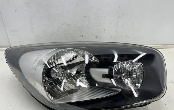 KIA Picanto Headlight/headlamp 92102-1y0