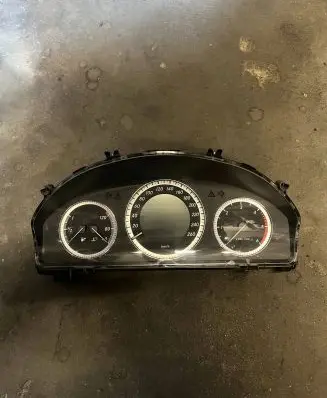 Mercedes-Benz C W204 Speedometer (instrument cluster) A2049002005 A2049014300