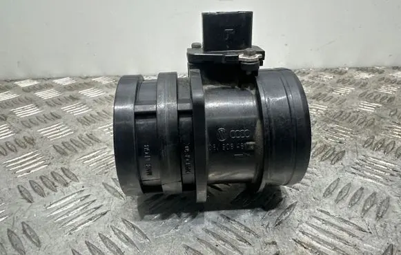 Volkswagen Tiguan Mass air flow meter 06J906461 06F906461