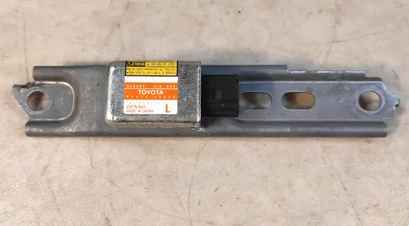 Lexus RX 330 - 350 - 400H Airbag deployment crash/impact sensor 89830-48020