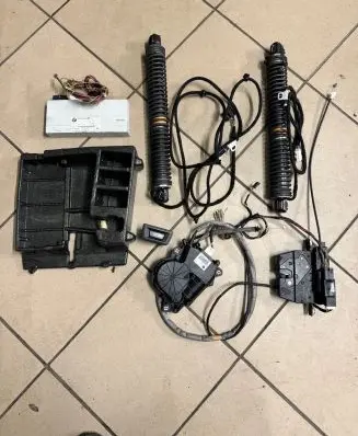 BMW 7 F01 F02 F03 F04 Tailgate hydraulic set 7284597 0001388704 F005V01091