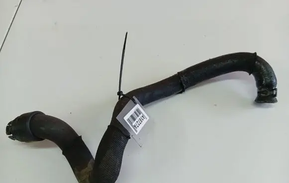 Opel Zafira B Engine coolant pipe/hose 