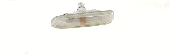 BMW 3 E46 Front fender indicator light 63132228592 189264 8382104