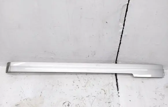 Mercedes-Benz Vito Viano W447 Sliding door rail trim A4476900270