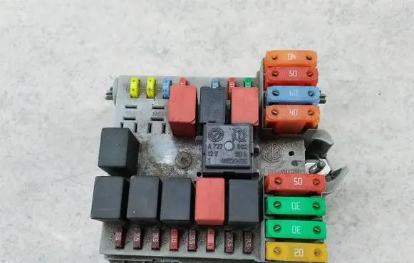 Fiat Bravo Fuse box set 51832042
