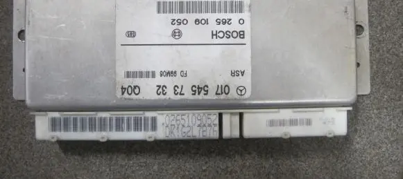 Mercedes-Benz E W210 ESP (stability system) control unit 0175457332 0265109052