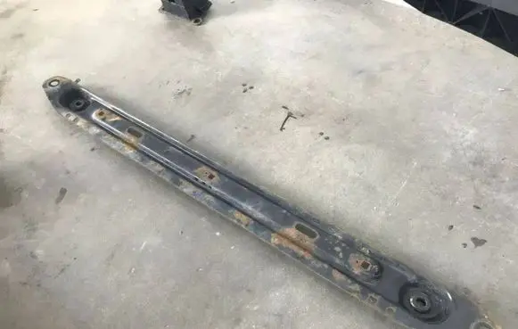 Citroen C4 I Bottom radiator support slam panel 