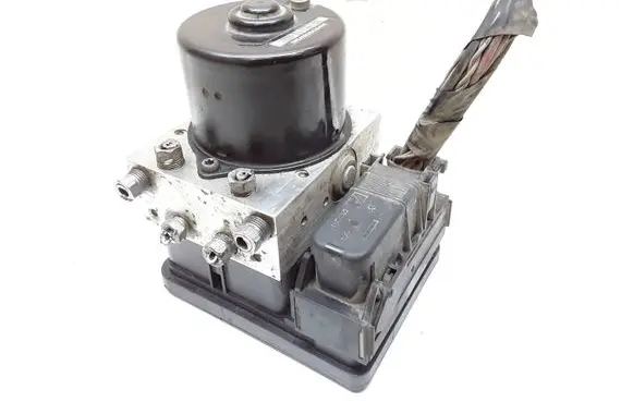 Volvo V50 ABS Pump 30742665AA