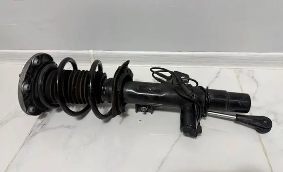 BMW 2 F22 F23 Front shock absorber/damper 6865540
