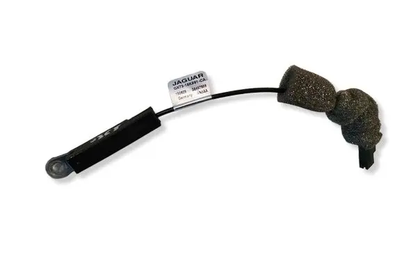 Jaguar XE Aerial antenna amplifier 