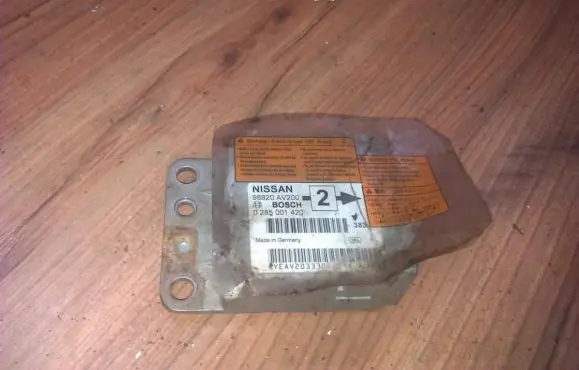 Nissan Primera Airbag control unit/module 98820AV200