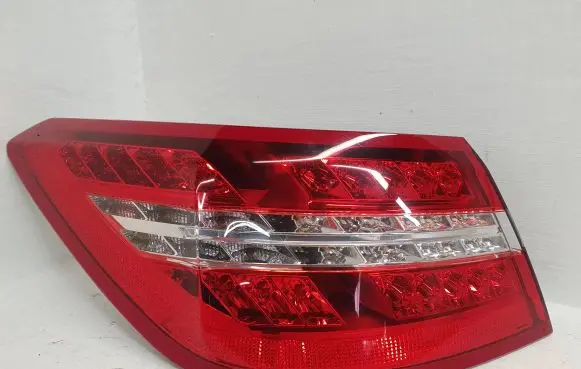 Mercedes-Benz E A207 Rear/tail lights A2079060158