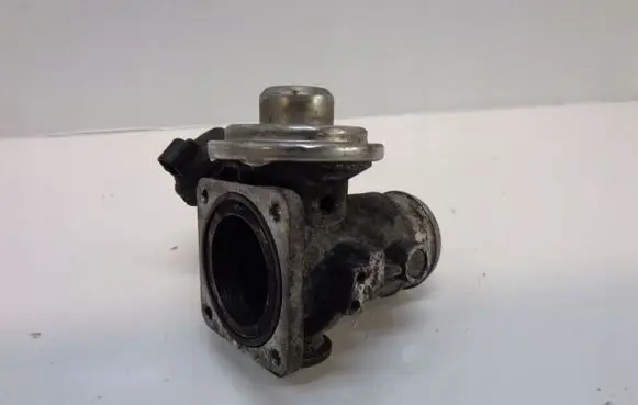 Volkswagen II LT EGR valve 074129463A