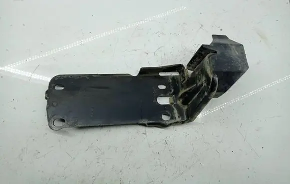 Radiator support slam panel bracket